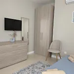 Salus Apartment *