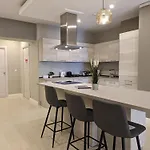 Salus Apartment *