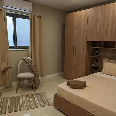 Salus Apartment
